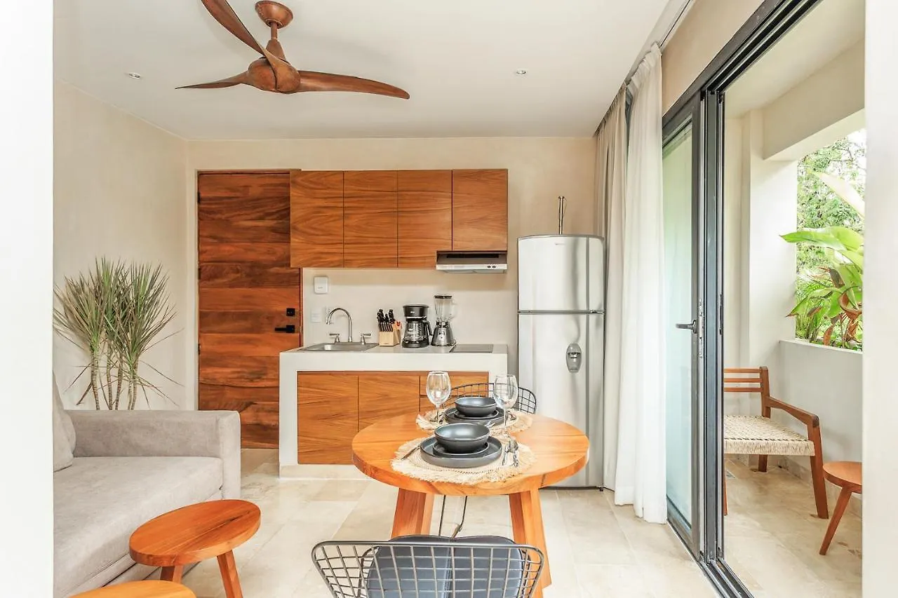 Yaxte Maya By Moskito Apartment